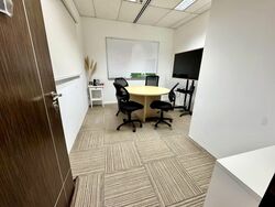 Robinson 112 (D1), Office #570957951